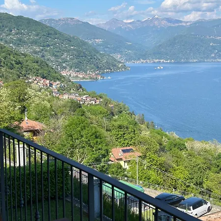 Traum-balkon Mit Panoramablick Und Pool Am Maggiore Oggebbio