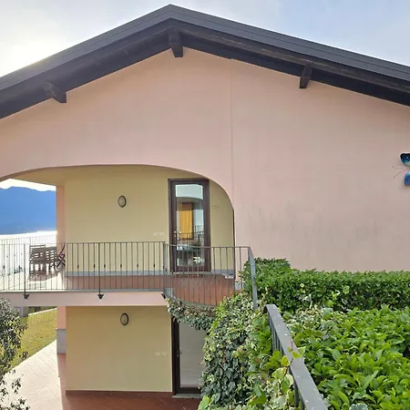 Traum-balkon Mit Panoramablick Und Pool Am Maggiore *