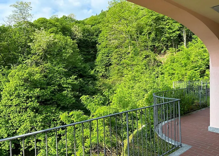 Maggiore - Traumbalkon Mit Seeblick & Pool Und 2 Sz アパート オッジェッビオ